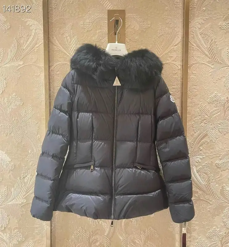 Moncler sz1-4 26yr164 (1)
